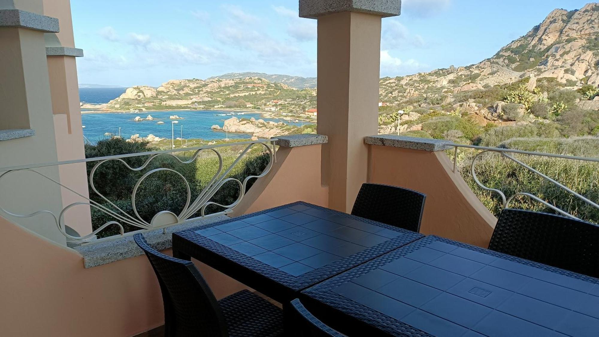 Appartamento Vista Mare Punta Tegge La Maddalena  Eksteriør billede